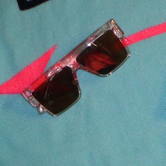 Rue21 Accessories - Rue 21 Mirrored Lens Shield Sunglasses